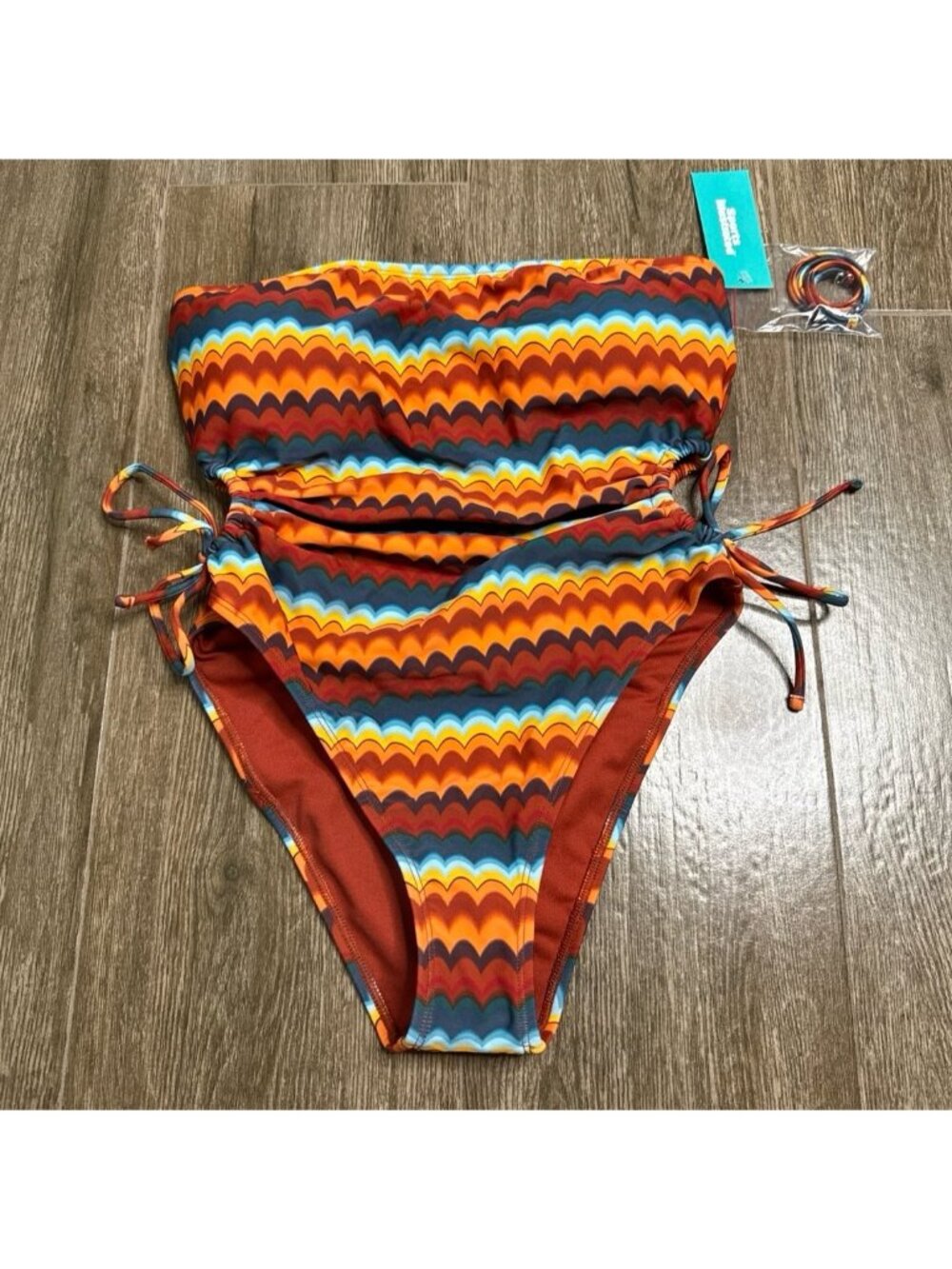 Sports Illustrated One Piece High Leg Swimsuit L